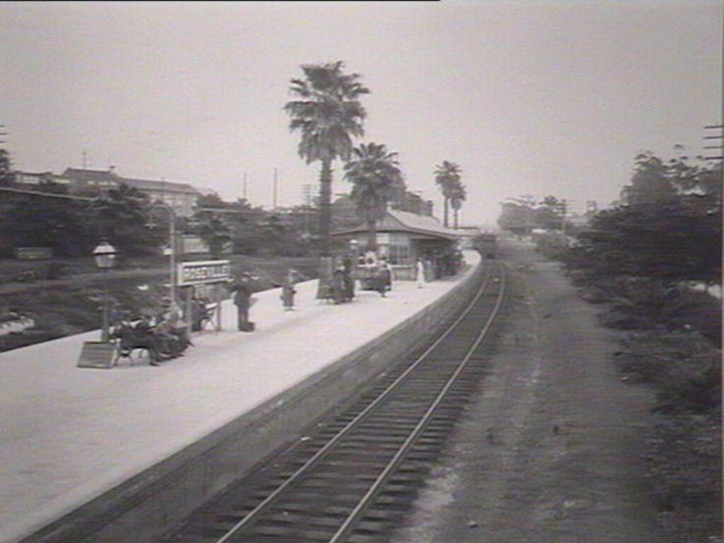 Roseville Railway Station